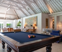 Lobby 05
