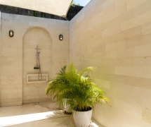 Bathroom 4.02