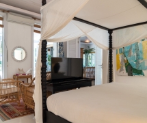 Master bedroom 02