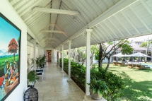 Walk way 01