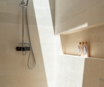 Bathroom 1.02